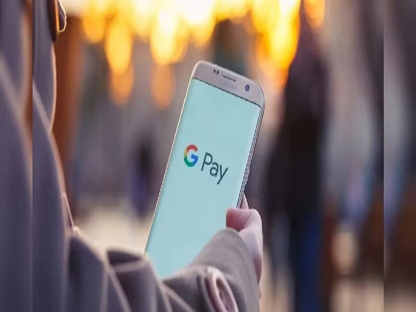 UPI 123Pay: Payment via IVR  UPI 123Pay এর মাধ্যমে যে কেউ ফোন কল করে সহজেই ইউপিআই পেমেন্ট করতে পারবেন ৷ ইন্টারনেট বা স্মার্টফোন না থাকলেও করা যাবে পেমেন্ট ৷ গ্রাহকরা IVR এর মাধ্যমে সহজেই পরিষেবার জন্য বুকিং ও পেমেন্ট করতে পারবেন ৷ 