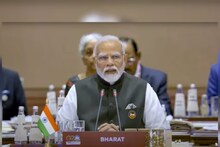 ‘ইন্ডিয়া’র পরিবর্তে লেখা ‘ভারত’! G20-তে মোদির সামনে লেখা দেশের নাম ঘিরে বিতর্ক