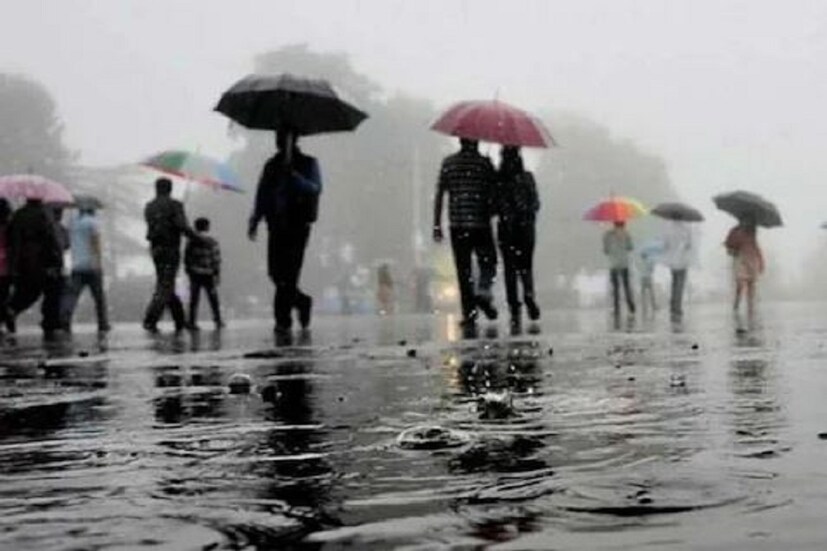 Bengal Red Alert-Heavy Rain: ঝড়বৃষ্টির পরিমাণ যেন কোনওমতেই কমছে না দক্ষিণবঙ্গে। জলমগ্ন হয়ে রয়েছে দক্ষিণের একাধিক জেলা। জেলা পুরুলিয়াতেও প্রবল ঝড়বৃষ্টি হয়ে চলেছে। (শর্মিষ্ঠা বন্দ্যোপাধ্যায়)