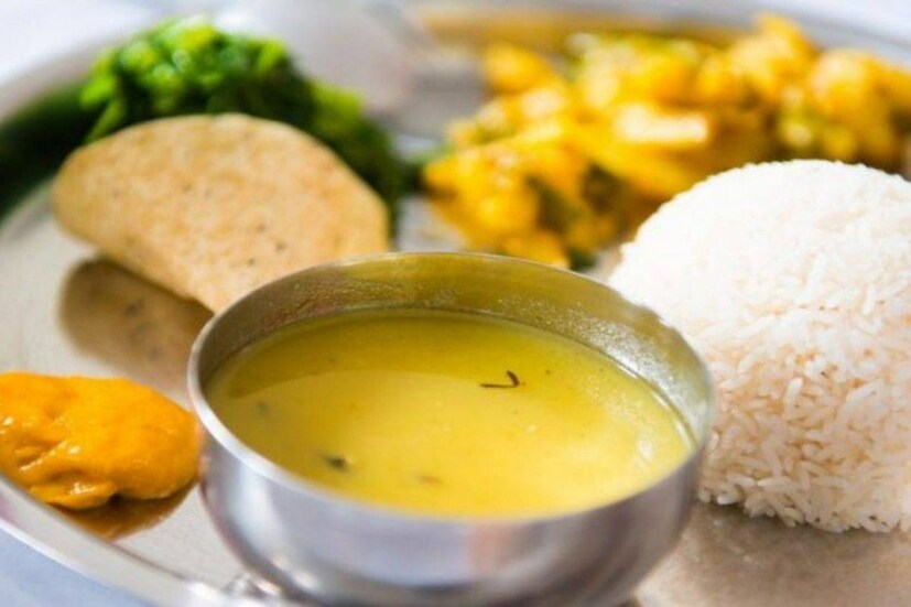 বাঙালিরা ডাল-ভাত ছাড়া ভাবতেই পারে না। অথচ জানেন কি এই ডাল-ভাত খাওয়ার চল ভারতে এসেছে নেপাল থেকে?