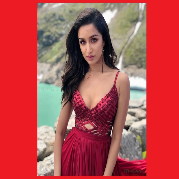 যার বাংলায়  মানে হল ‘এখন সিরাজকে জিজ্ঞাসা কর এই সময় নিয়ে এখন কী করব৷ ’