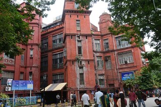 এসএসকেএম হাসপাতালে দালাল-রাজ