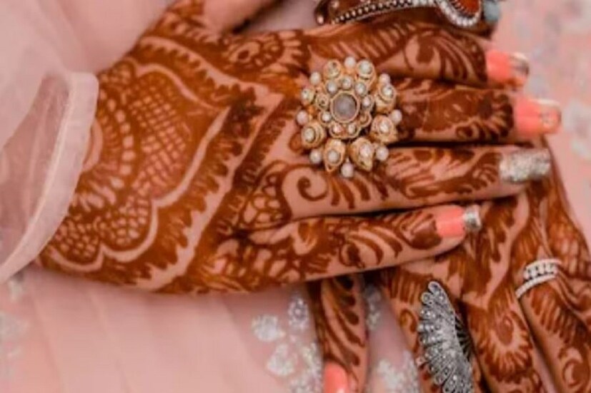 হরতালিকা তিজের দিনে মহিলাদের কোনও বিষয়ে তর্ক করা উচিত নয়, মত বিশেষজ্ঞদের। বাড়িতে সম্পূর্ণ শান্তিপূর্ণ পরিবেশ বজায় রাখুন।