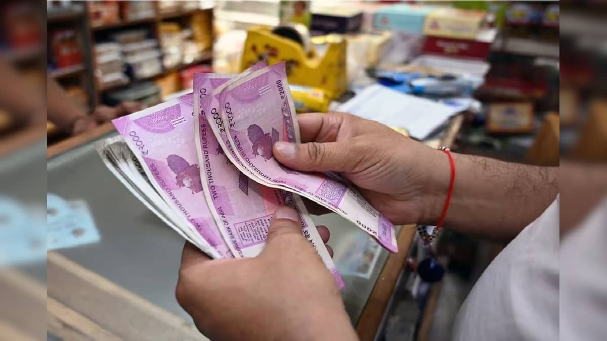 অ্যালার্ট! হাতে আর মাত্র ৩ দিন, ২০০০ টাকার সব নোট ফেরত দিয়েছেন তো