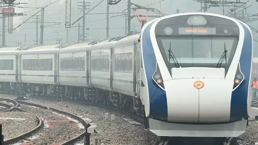 শুধুমাত্র বাংলাতেই ছুটছে মোট ৫টি বন্দে ভারত এক্সপ্রেস। এই ট্রেনগুলি হল ১) হাওড়া-নিউ জলপাইগুড়ি বন্দে ভারত এক্সপ্রেস ট্রেন, ২) হাওড়া-পুরী বন্দে ভারত এক্সপ্রেস ট্রেন, ৩) নিউ জলপাইগুড়ি-গুয়াহাটি বন্দে ভারত এক্সপ্রেস ট্রেন, ৪) হাওড়া-পটনা বন্দে ভারত এক্সপ্রেস ট্রেন এবং ৫) হাওড়া-রাঁচি বন্দে ভারত এক্সপ্রেস ট্রেন।