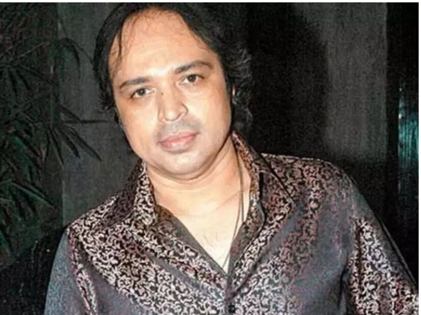সেই অ্যালবামেই রাতারাতি আসে জনপ্রিয়তা৷ আলতাফ রাজার কেরিয়ারের সবচেয়ে হিট গান ছিল 'তুম তো ঠহর পরদেশি'। মিডিয়া রিপোর্ট অনুসারে, এই গানটির নাম গিনেস ওয়ার্ল্ড রেকর্ডসেও রেকর্ডেও যোগ করা হয়েছে৷ কারণ এখনও পর্যন্ত এই অ্যালবামের রেকর্ড সংখ্যক ক্যাসেট বিক্রি হয়েছে ভারতে। আলতাফ রাজা ১৮ বছর বয়সে তাঁর কর্মজীবন শুরু করেন এবং অনেক সম্মানও পেয়েছেন। কিন্তু এখন আলতাফ ইন্ডাস্ট্রি থেকে সম্পূর্ণ নিখোঁজ এবং গত ২ বছর ধরে তিনি কোনও নতুন গানও প্রকাশ করেননি।