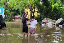 প্যান্ট খুলিয়ে গামছা কেন পরানো হল আসামীকে? একী দশা আধিকারিকদের! ভাইরাল ভিডিও
