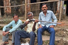 গুলি চলার পর শুরু হয় সন্ধি পুজো, প্রায় ৫০০ বছরের প্রাচীন দুর্গা পুজো 