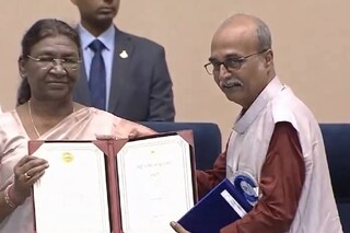 জাতীয় পুরস্কার পেলেন নির্মাতা অভিজিৎ বন্দ্যোপাধ্যায়।