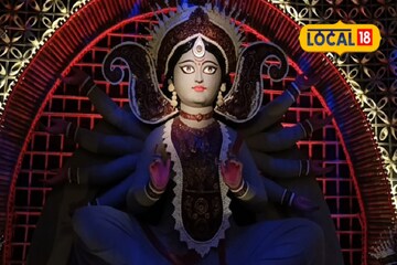 উত্তরের দিনহাটায় মণ্ডপে মণ্ডপে এবারেও রেকর্ড ভিড়! জানুন সেরা পুজোগুলির ঠিকানা