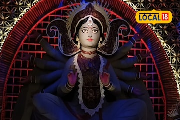 উত্তরের দিনহাটায় মণ্ডপে মণ্ডপে এবারেও রেকর্ড ভিড়! জানুন সেরা পুজোগুলির ঠিকানা উত্তরের দিনহাটায় মণ্ডপে মণ্ডপে এবারেও রেকর্ড ভিড়! জানুন সেরা পুজোগুলির ঠিকানা