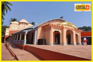 নরেন্দ্রপুর রামকৃষ্ণ মিশনে  নাট মন্দিরের নবনির্মিত অংশেই এবারের দুর্গাপুজো