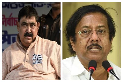 আপাতত বন্দি দু জনেই৷ 