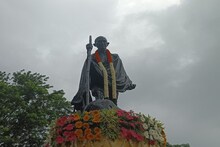 ১৫৪ তম জন্ম দিবসেও গান্ধিজির মূর্তি চশমাবিহীন! তবে মূর্তির নতুন চশমা মিলতে পারে