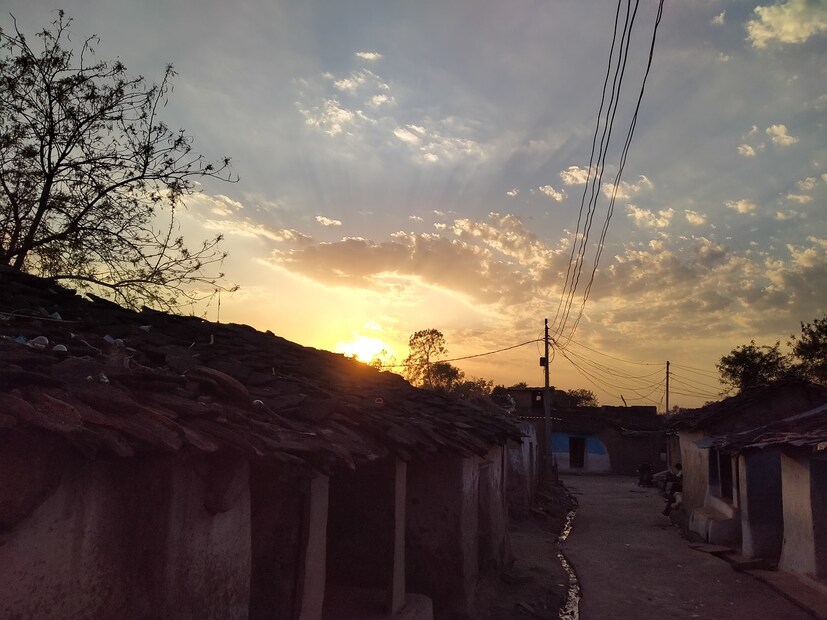 জানা গেছে, গারাসিয়া মহিলারা ইচ্ছা করলে প্রথম সঙ্গী থাকা সত্ত্বেও দ্বিতীয় মেলায় দ্বিতীয় সঙ্গী বেছে নিতে পারেন। এমনকী বিয়ের আগেও বহু মহিলা মা হয়ে যান।(প্রতীকী ছবি, সৌজন্যে pixabay)