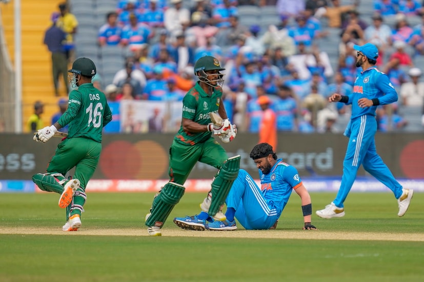 বাংলাদেশ ম্যাচে বোলিং করার সময় চোট পেয়েছিলেন হার্দিক পান্ডিয়া। তারপর নিউজিল্যান্ড ম্যাচে খেলতে পারেননি তিনি। আগামি শ্রীলঙ্কা ও দক্ষিণ আফ্রিকা ম্যাচও খেলতে পারবেন না হার্দিক। বর্তমান তিনি এনএসিএ-তে চিকিৎসাধীন রয়েছেন।