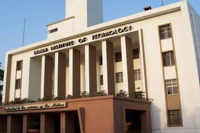 গবেষণা করার স্বপ্ন? খড়্গপুর IIT-তে বড় সুযোগ, এখনই আবেদন করুন
