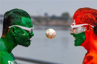 আহমেদাবাদ পুলিশ নেটিজেনদের উস্কানিমূলক বা সাম্প্রদায়িক পোস্ট  শেয়ার বা ফরোয়ার্ড করা থেকে নিরস্ত থাকার নির্দেশ দেওয়া হয়েছে৷  Photo- PTI 