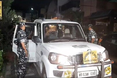 জ্যোতিপ্রিয় মল্লিকের বাড়িতে ঢুকছে কেন্দ্রীয় বাহিনী৷ 