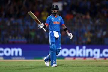 India vs Pakistan: কোহলিকে দেখলেই ভয়ে কাঁপে পাকিস্তান! জেনে নিন এর আসল কারণ India vs Pakistan: কোহলিকে দেখলেই ভয়ে কাঁপে পাকিস্তান! জেনে নিন এর আসল কারণ
