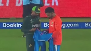 হারের পর ভেঙে পড়েন বাবর, বিরাটের কাছে চেয়ে নেন বিশেষ কিছু্, আবদার রাখলেন কিং কোহলিও (Photo:X) হারের পর ভেঙে পড়েন বাবর, বিরাটের কাছে চেয়ে নেন বিশেষ কিছু্, আবদার রাখলেন কিং কোহলিও (Photo:X)