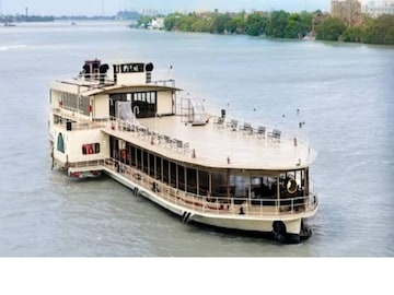 ঐতিহাসিক ভাবে এই স্টিমারের গুরুত্ব অনেক