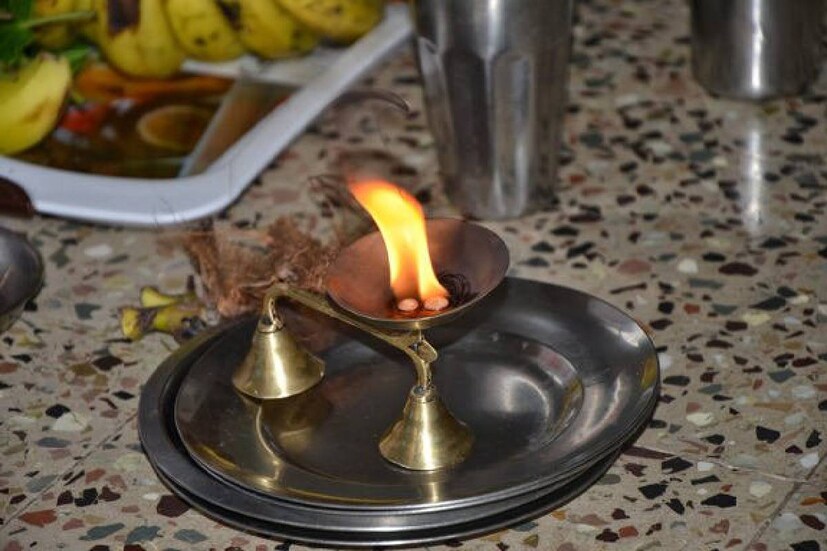 এখানে দেওয়া তথ্য জ্যোতিষ পরামর্শদাতার মতামত অনুসারে লেখা হয়েছে৷ এই প্রতিবেদনে থাকা তথ্যের সত্যতা নিউজ 18 নিশ্চিত করে না।