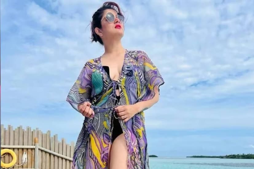 নিজের সঙ্গে সময় কাটাতে আগাগোড়াই ভালবাসেন শ্রাবন্তী। সময়ে পেলেই তাই শহর থেকে দূরে চলে যান।