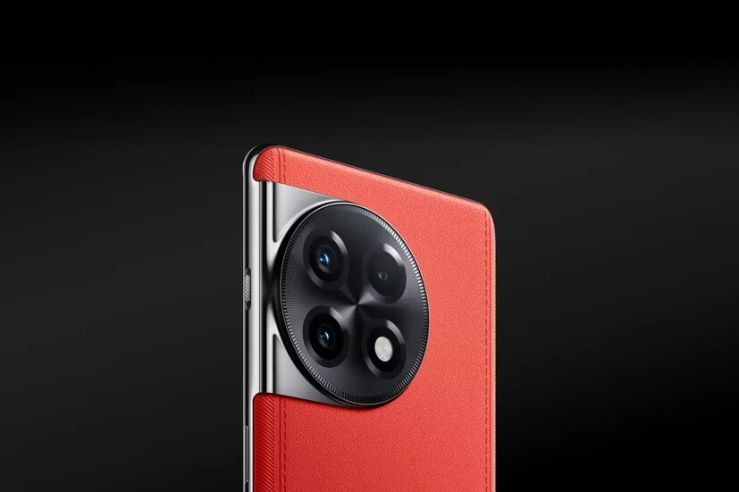 OnePlus তাদের অফিসিয়াল ওয়েবসাইটে এই স্মার্টফোন লঞ্চের কথা ঘোষণা করেছে। জানা গিয়েছে যে আগামী ৭ অক্টোবর ভারতের বাজারে লঞ্চ করা হতে চলেছে OnePlus 11R Solar Red 5G স্মার্টফোন। 