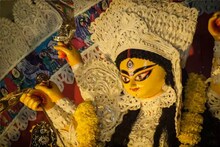 ষষ্ঠীর সাজে দেখে নিন বাঁকুড়া-বিষ্ণুপুরের সেরা পুজোগুলি