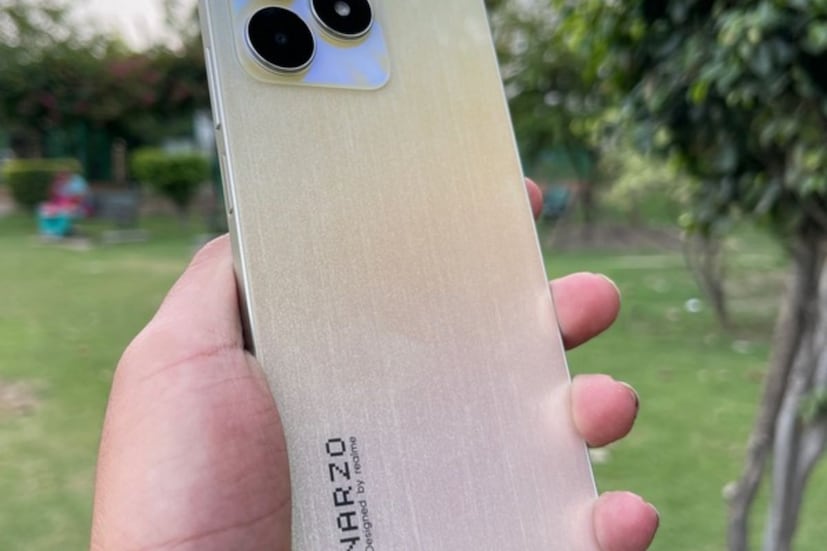  - Realme Narzo N53 ফোন পাওয়া যাবে ৭,৯৯৯ টাকায় (মূলত ৪ জিবি + ৬৪ জিবির দাম ৮,৯৯৯ টাকা)। অন্য দিকে, ৬ জিবি + ১২৮ জিবির আসল দাম ১০,৯৯৯ টাকা হলেও, ৯,৯৯৯ টাকায় পাওয়া যাবে।