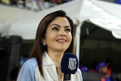 ‘সঠিক সময় এবং সঠিক স্থান’! লস অ্যাঞ্জেলেস অলিম্পিক্সে ক্রিকেটের অন্তর্ভুক্তি নিয়ে উচ্ছ্বসিত নীতা আম্বানি