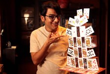 বনফুলের গল্প থেকে সোশ্যাল কমেডি কমলেশ্বরের, একটু সরে বসুন-এর ঝলকে ঋত্বিক-ম্যাজিক