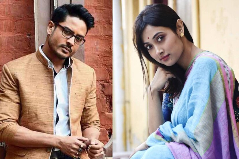 তার পরেই গত জুন মাসে সুমনের জন্মদিনে ছোট্ট পার্টিতে রোশনিকে দেখে অনুরাগীদের ধারণা হয়, বোধহয় রোশনির সঙ্গে প্রেমের কারণেই সুরভীর সঙ্গে প্রেম ভেঙেছে সুমনের।