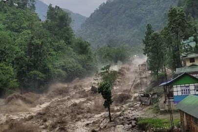 সিকিমে আটকে বাংলার পর্যটকেরা