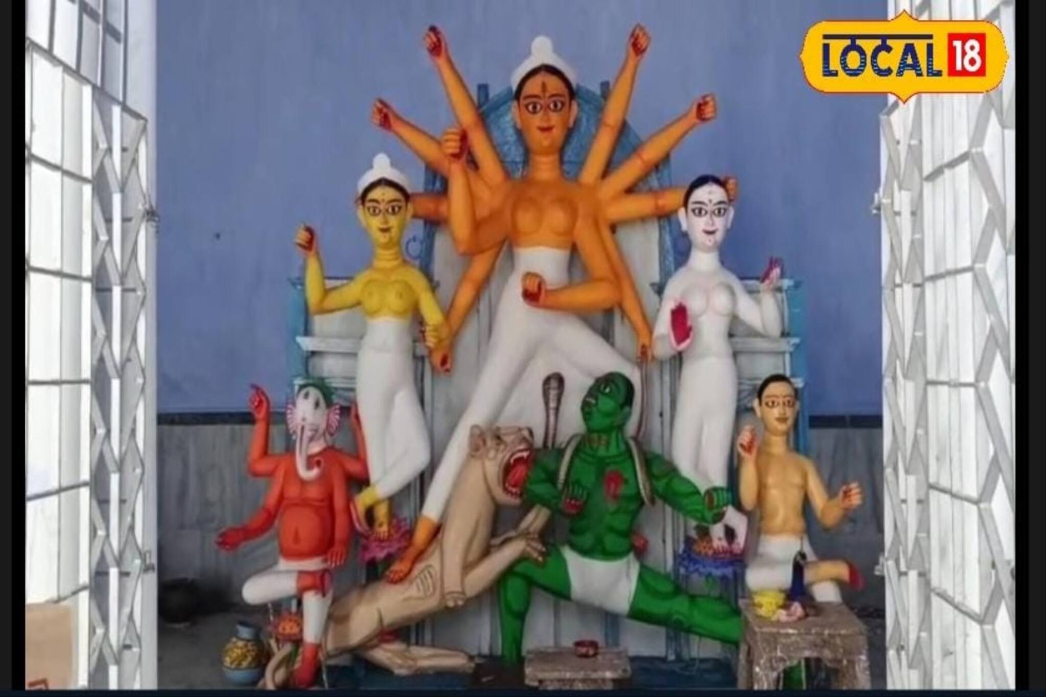 রবীন্দ্রনাথ এসেছিলেন এই বনেদি বাড়ির পুজোয়, ইংরেজদের কল্যাণে 'ঘোষ'রা হন 'সরকার'