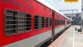 তিন জোড়া স্পেশ্যাল ট্রেন বাড়ছে। প্রতীকী ছবি। তিন জোড়া স্পেশ্যাল ট্রেন বাড়ছে। প্রতীকী ছবি।