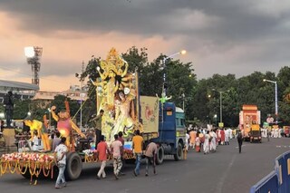 শুক্রবারে রেড রোডে পুজো কার্নিভাল!