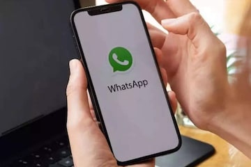 whatsapp-এ এআইয়ের সাহায্যে বানান মনের মতো স্টিকার! দেখে নিন ঠিক কী করতে হবে whatsapp-এ এআইয়ের সাহায্যে বানান মনের মতো স্টিকার! দেখে নিন ঠিক কী করতে হবে
