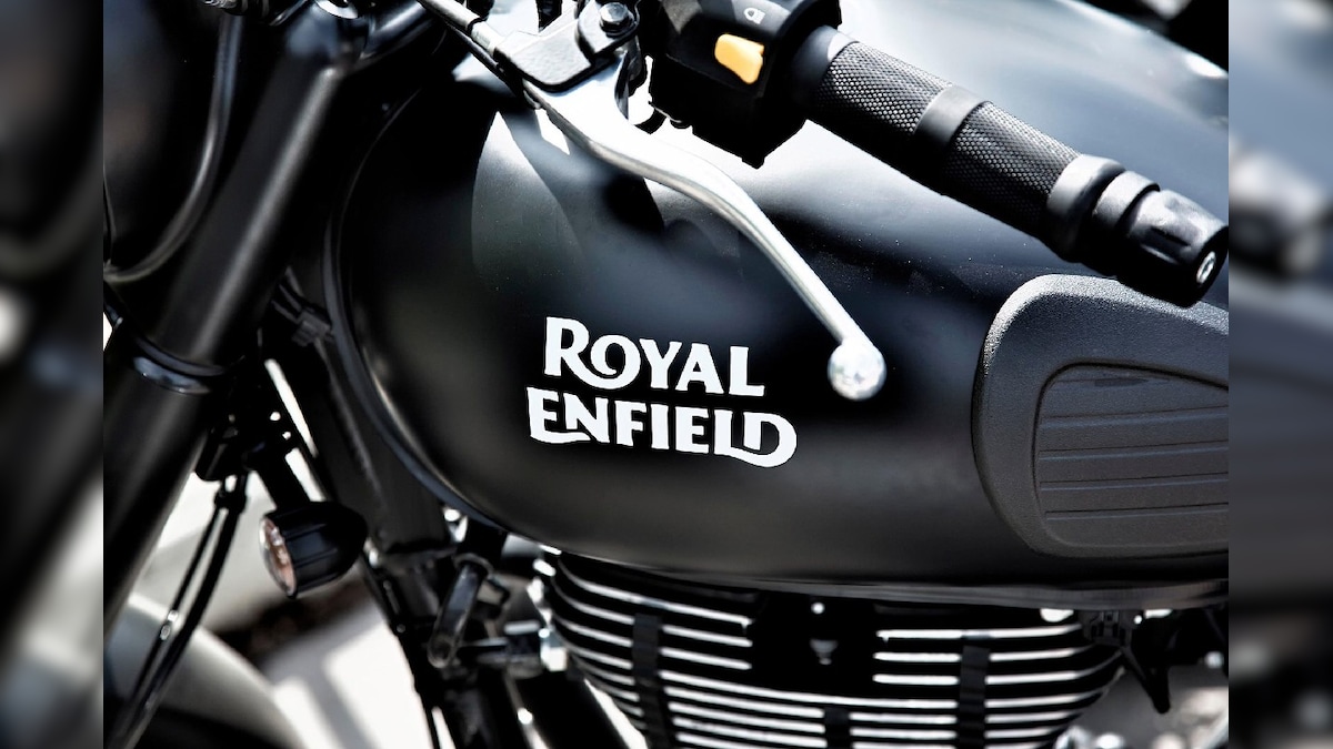 Royal Enfield এই মাসে জলের দামে! স্বপ্নের বাইক কিনতে চান? ধামাকা অফার চলছে