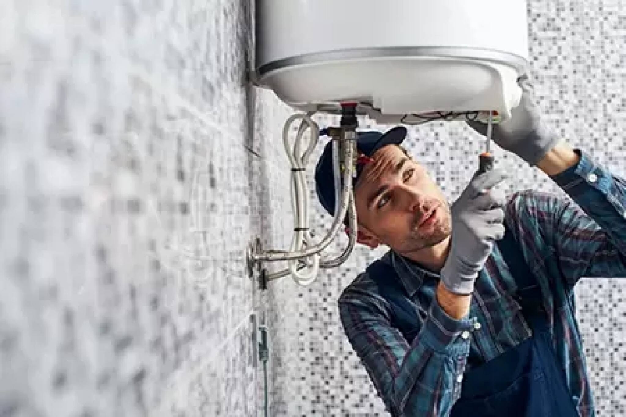 Geyser Servicing: শীতকাল আসার আগে গিজারের সার্ভিসিং প্রয়োজন? কী কী ঘটলে লোক ডাকা উচিত, জেনে নিন