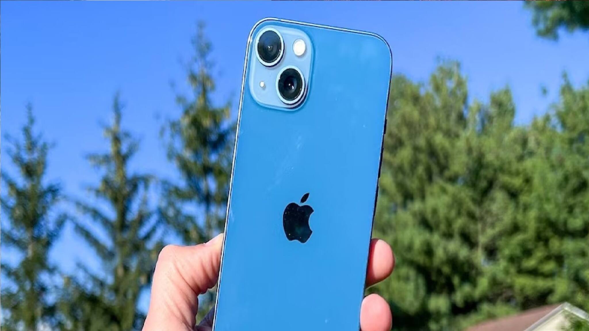 Amazon Mobile Sale: Amazon নাকি Flipkart? অবিশ্বাস্য কম দাম iPhone 13, দেখে নিন কোথায় কেমন ডিল