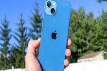 Amazon নাকি Flipkart? অবিশ্বাস্য কম দাম iPhone 13, দেখে নিন কোথায় কেমন ডিল