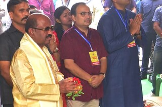 কুণালের পুজোয় রাজ্যপাল