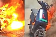 ইলেকট্রিক স্কুটারে আবার আগুন! দাউ দাউ করে জ্বলছে মাঝরাস্তায়, কারণ সেই একই