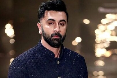 রণবীরকে ইডি-র তলব রণবীরকে ইডি-র তলব