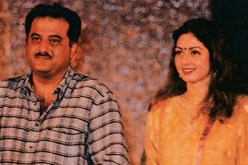 ‘‘রোগা হওয়ার জন্য এমন করত। আমার সঙ্গে বিয়ে হওয়ার পর অনেকবার জ্ঞান হারাতে দেখেছি ওকে। চিকিৎসক বারবার বলতেন ওকে, যে ওর লো ব্লাডপ্রেশারের সমস্যা রয়েছে।’’