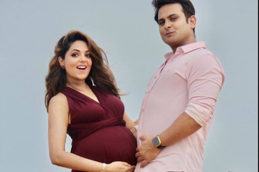 সুগন্ধা এবং সংকেত ‘দ্য কপিল শর্মা’ শো-তে একে অপরের প্রেমে পড়েন। ২০২১ সালের ২৬ এপ্রিল জলন্ধরে গাঁটছড়া বাঁধেন তাঁরা। 