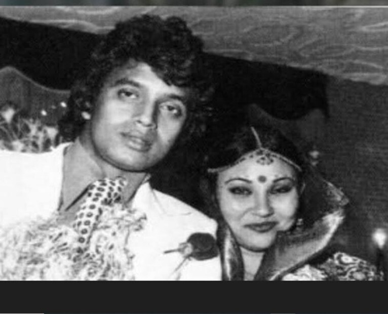  চুটিয়ে প্রেম করার পরে, ঠিক করেন বিয়েও করবেন৷ ১৯৭৯ সালে হেলেনা লুকের সঙ্গে বিয়ে করেন মিঠুন৷ কিন্তু সেই বিয়ে ৪ মাসও টেকেনি। শেষ হয়েছিল খুব বিশ্রী ভাবে৷ 