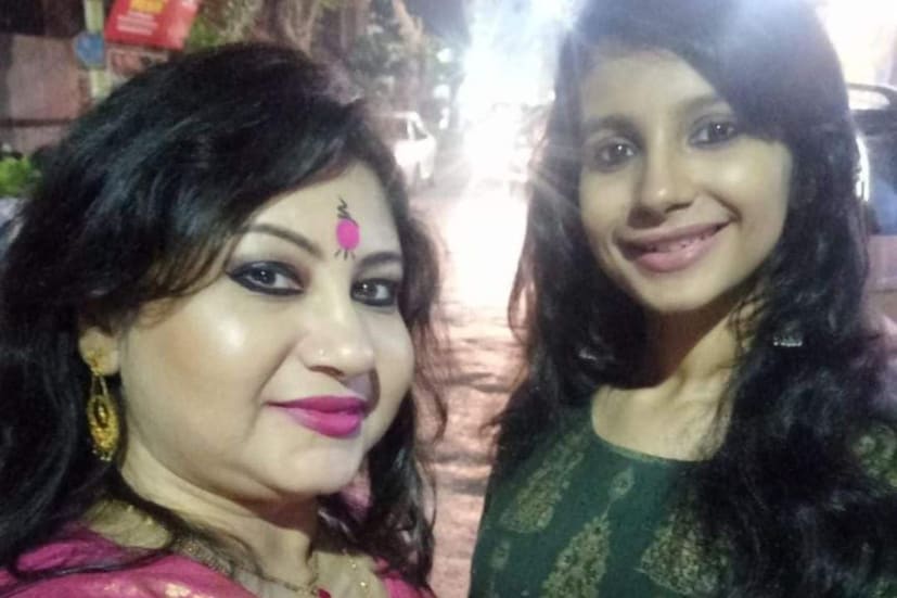 অতন্ত্য পরিচিত সিনেমা 'আলো' দিয়ে প্রথম অভিনয়ে হাতে খড়ি। তারপর 'ইন্দুবালা ভাতের হোটেল', 'পাপ', 'নষ্টনীড়', 'তানসেনের তানপুরা'র মতো জনপ্রিয় সব ওয়েব সিরিজে কাজ করেছেন তিনি। 